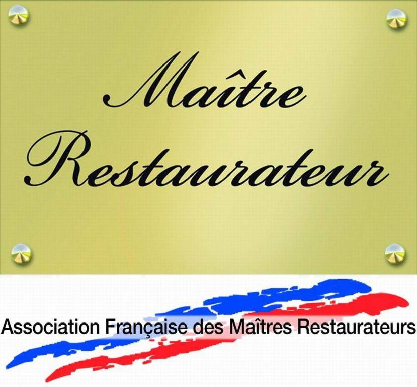 Les Negociants Hotel Pontgibaud Eksteriør billede